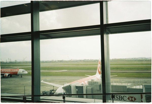 Essential Guide to Crafting the Perfect Camping Adventure Along the UK"s Scenic Coastal Gems